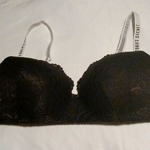 VICTORIA SECRET LINED NO-WIRE BRA 36DD